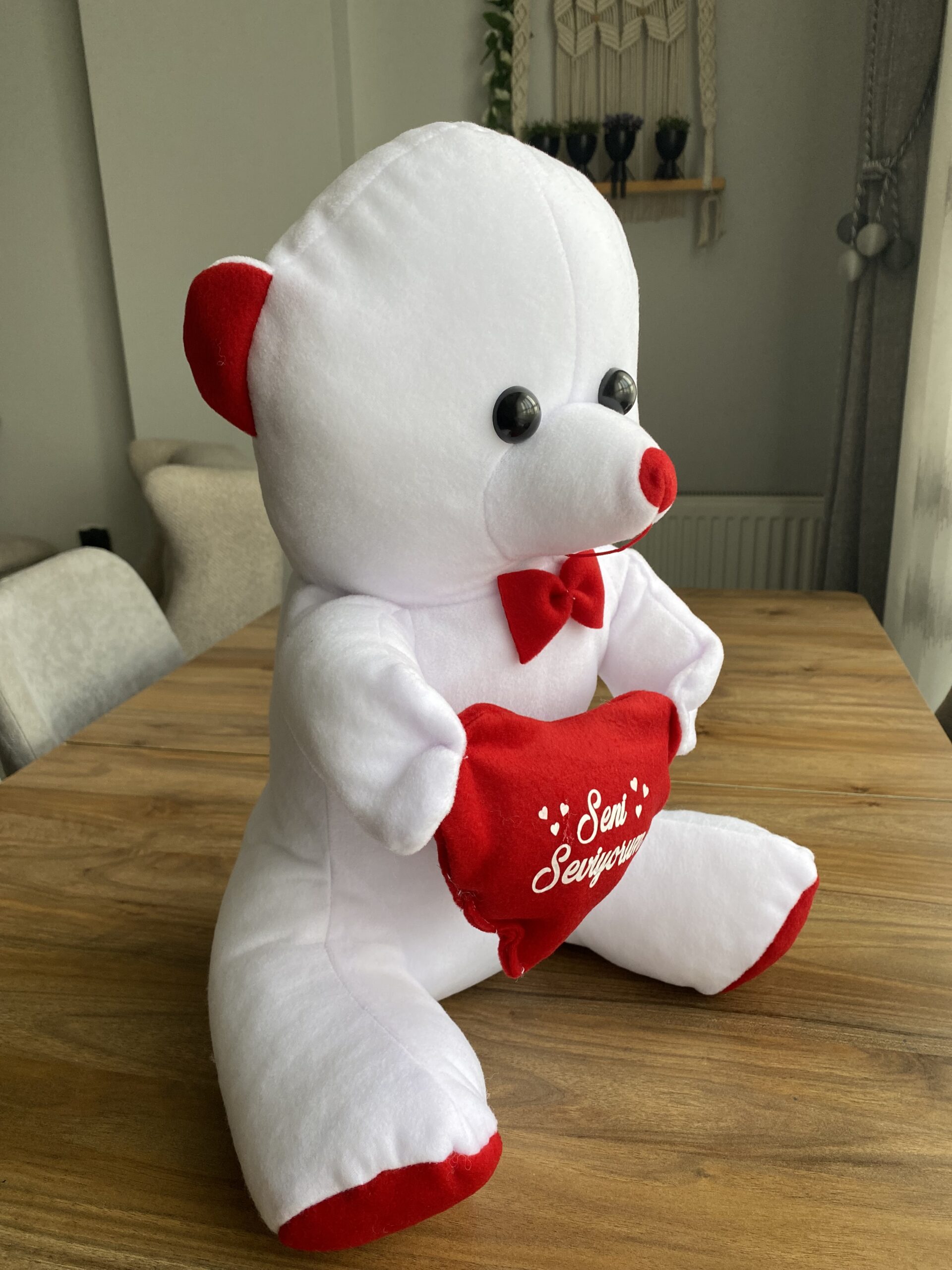 Beyaz-Kırmızı Pelüş Kalpli Ayıcık 55 cm - Görsel 2