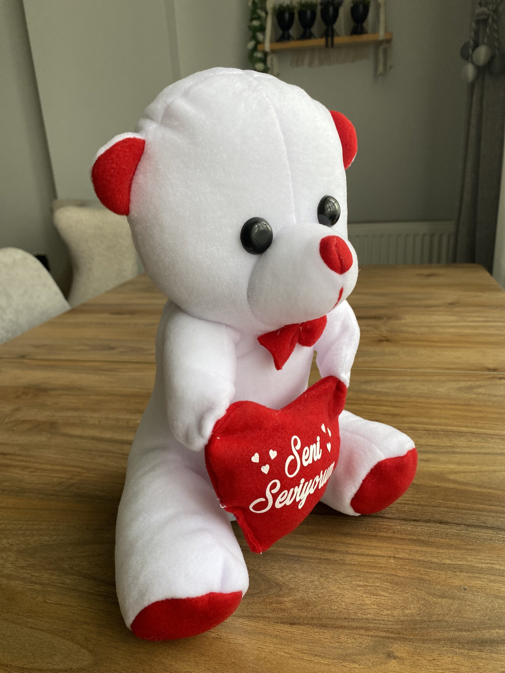 Beyaz-Kırmızı Pelüş Kalpli Ayıcık 35 cm - Görsel 2